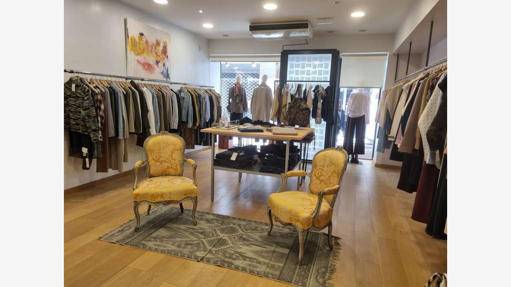 Vente fonds de commerce prêt à porter à Manosque