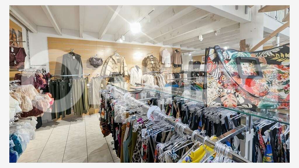 Vente boutique prêt à porter femme à Valras-Plage