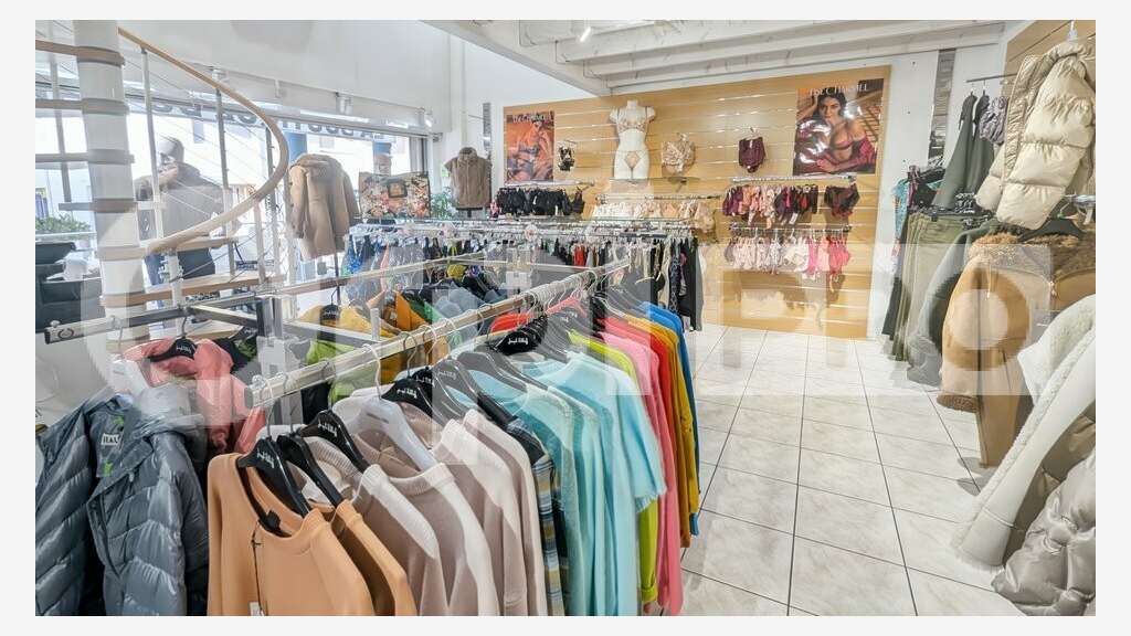 Vente boutique prêt à porter femme à Valras-Plage