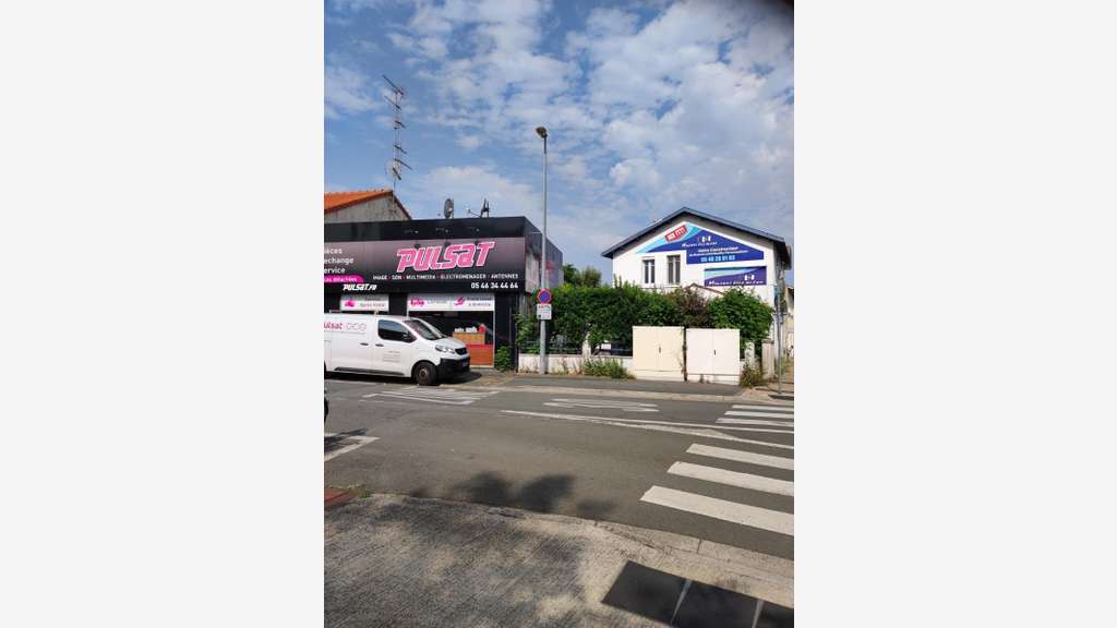 A Vendre FDC électroménager high-tech La Rochelle