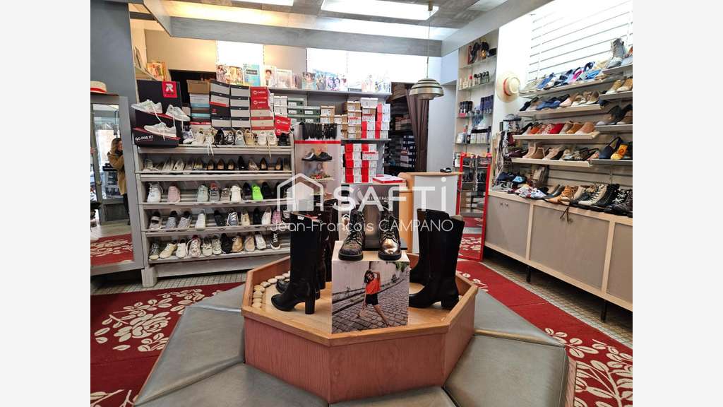 Vente FDC chaussures 50m² Decazeville rue passante