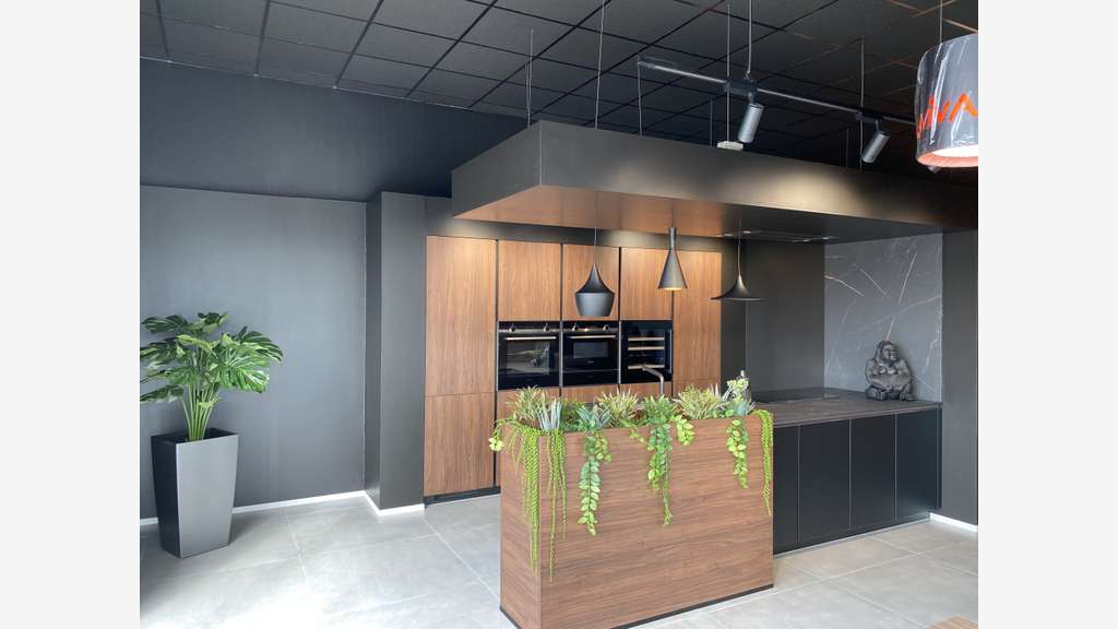 Créer commerce de cuisines et agencement Angoulême