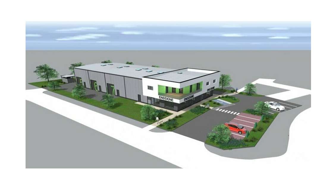 Locaux de 946m² + parkings à vendre à Marmande