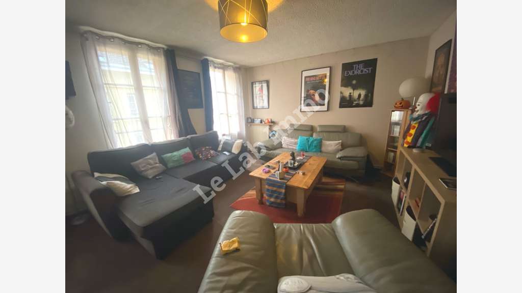 Vend immeuble de rapport 180m² à Montivilliers
