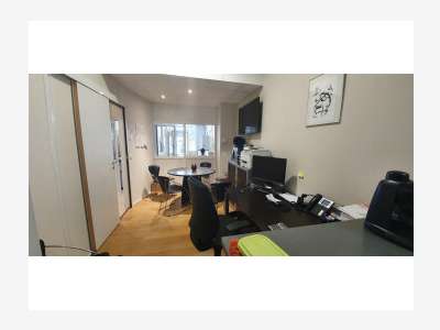Vend murs co 50m² rue du palais Gallien Bordeaux