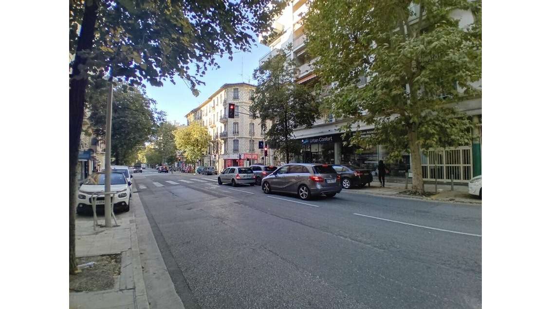 Salon de coiffure à vendre à Nice quartier passant
