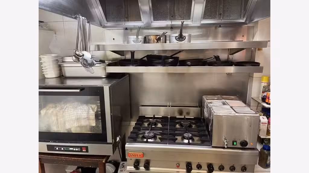 Vend restaurant extraction aux normes à Paris 8