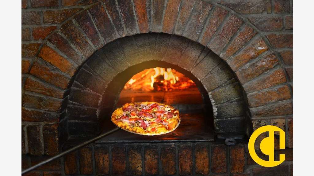 A vendre pizzeria en centre ville lac d'Annecy