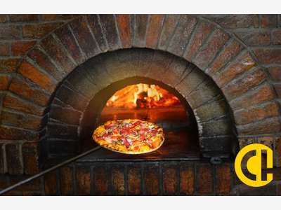 A vendre pizzeria en centre ville lac d'Annecy
