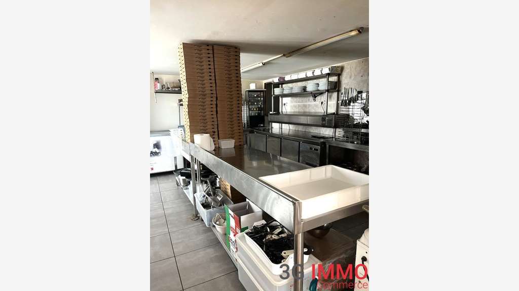Vente pizzeria en très bon état à Lespignan