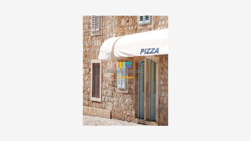 Cède pizzéria dans petite ville en agglo Toulouse