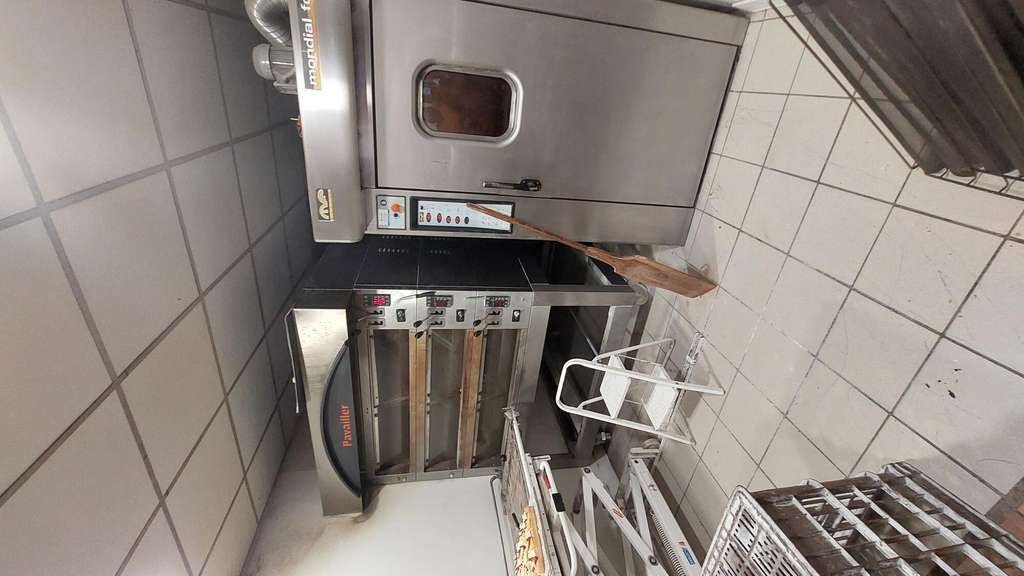 Projet creation point chaud en boulangerie à Pau