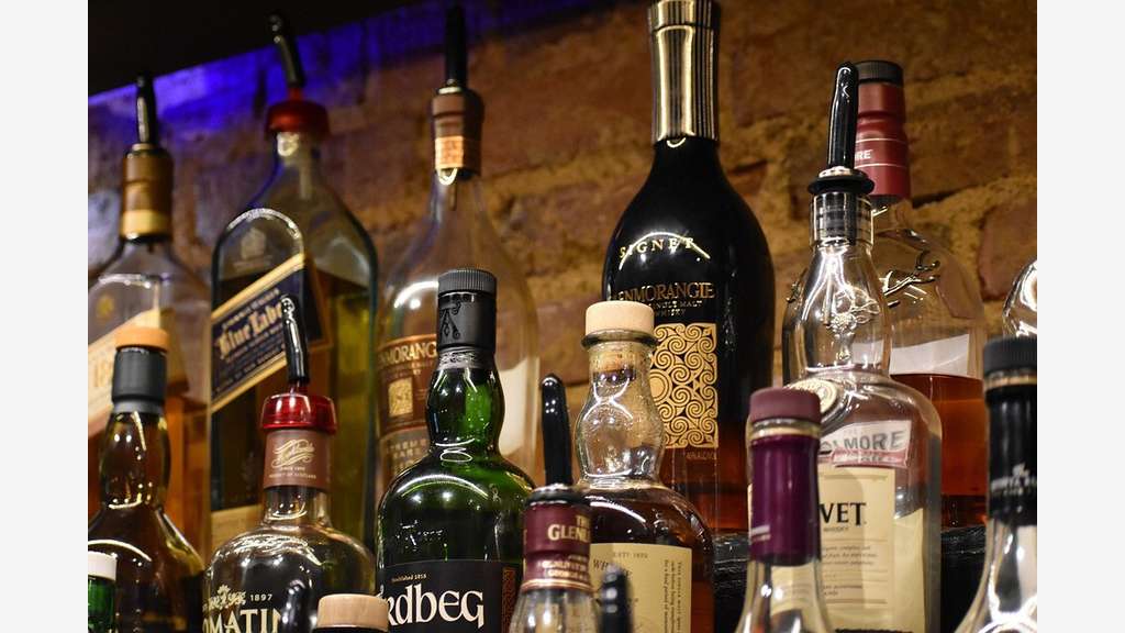 Pub restaurant Licence IV à vendre à Marseille