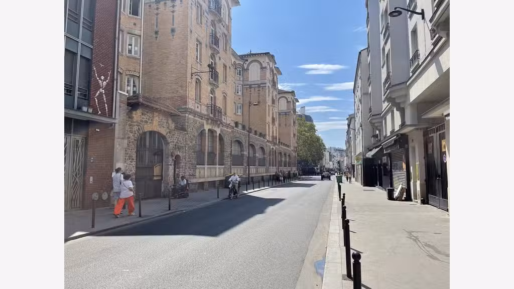 AV restaurant 60 cvts Terrasse 16 cvts à Paris 11