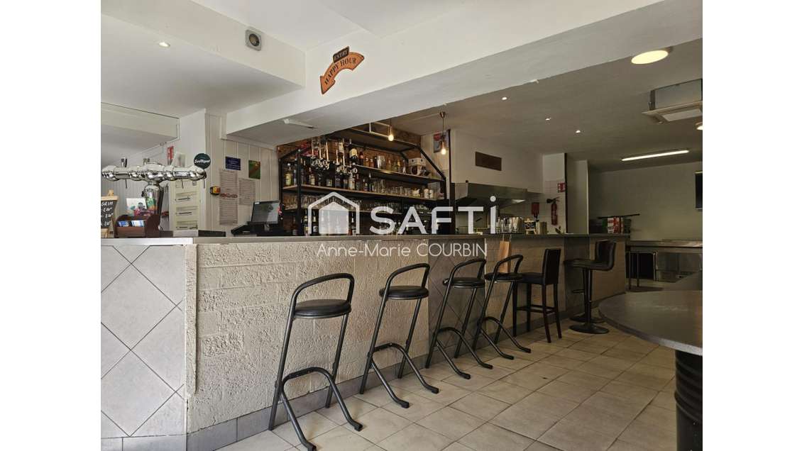 Vente FDC bar restaurant charmant village Hérault