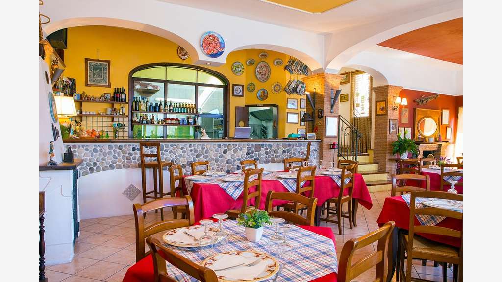 Vente restaurant sur Aix centre murs et fonds