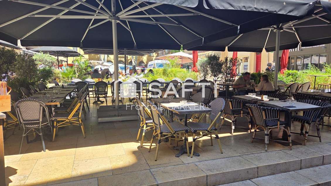 Cède FDC restauration centre historique Aix en Pce