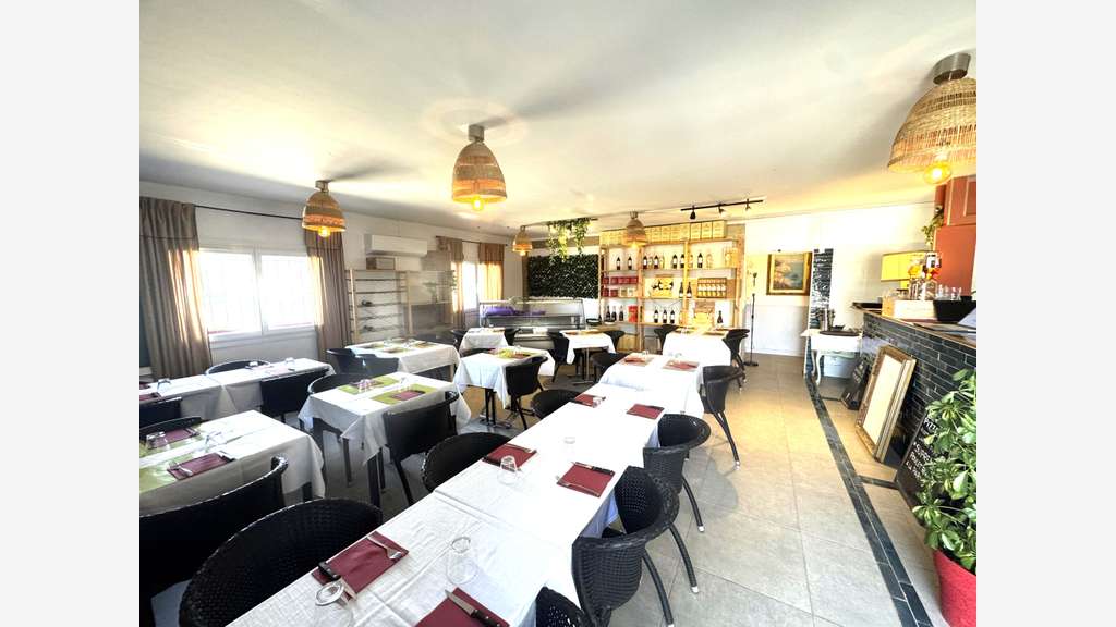 Cède restaurant pizzeria prox zc à Aix-en-Provence
