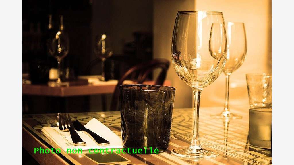 A vendre restaurant lic IV à Aix-les-Bains centre