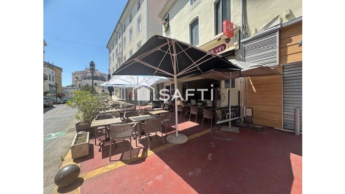 Vente restaurant bar en centre ville d'Alès