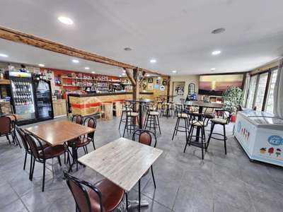 Vente FDC restaurant bel empl au village d'Allos