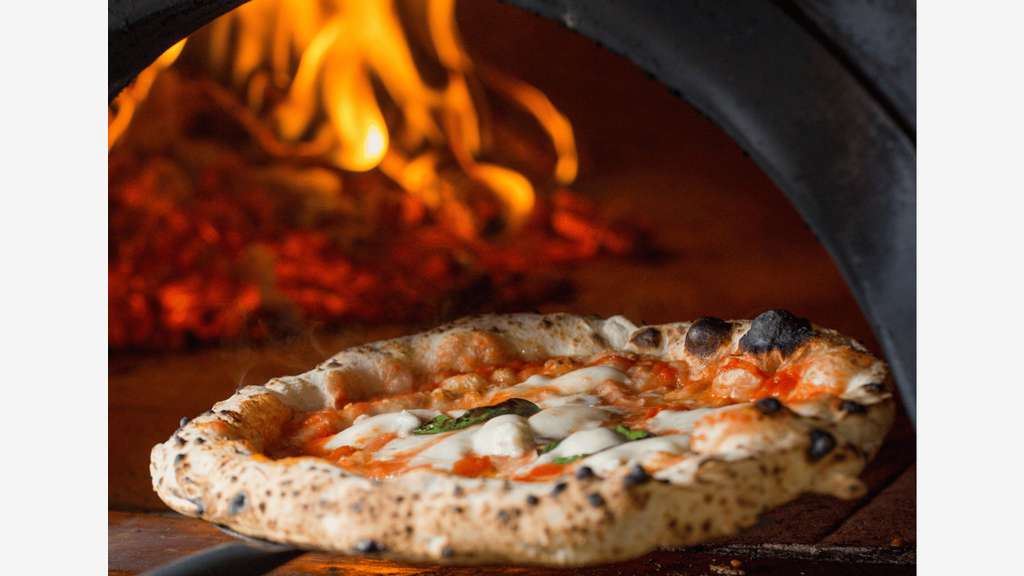 Vente restaurant Pizzéria rue commerçante à Angers
