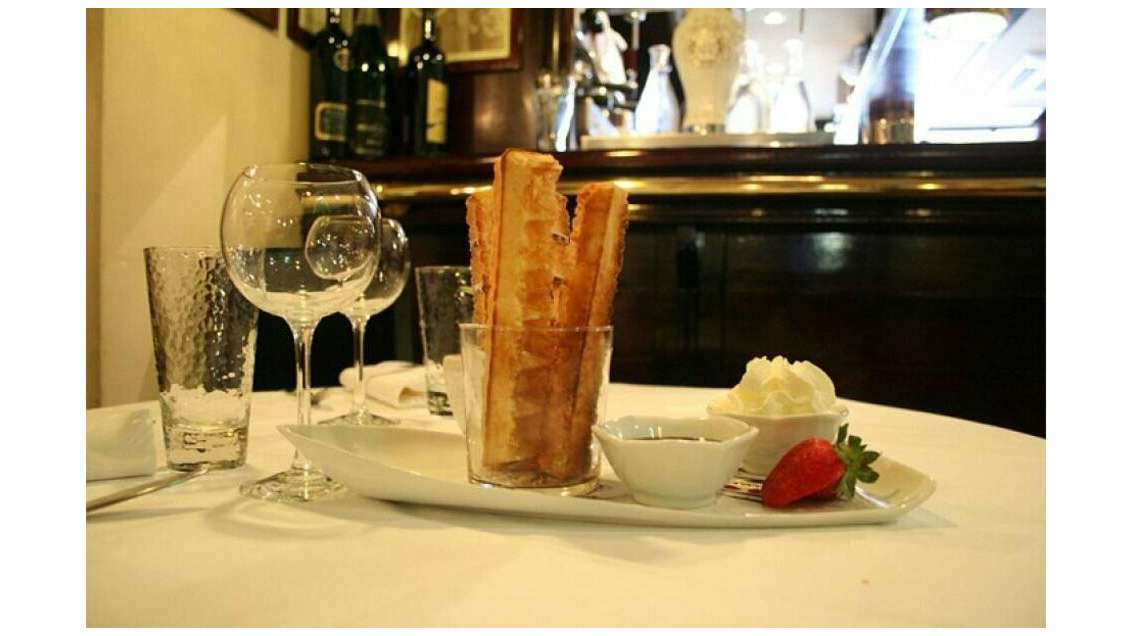 Restaurant renommé à vendre au Vieil Antibes