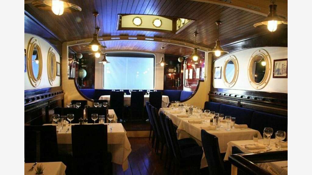 Restaurant renommé à vendre au Vieil Antibes