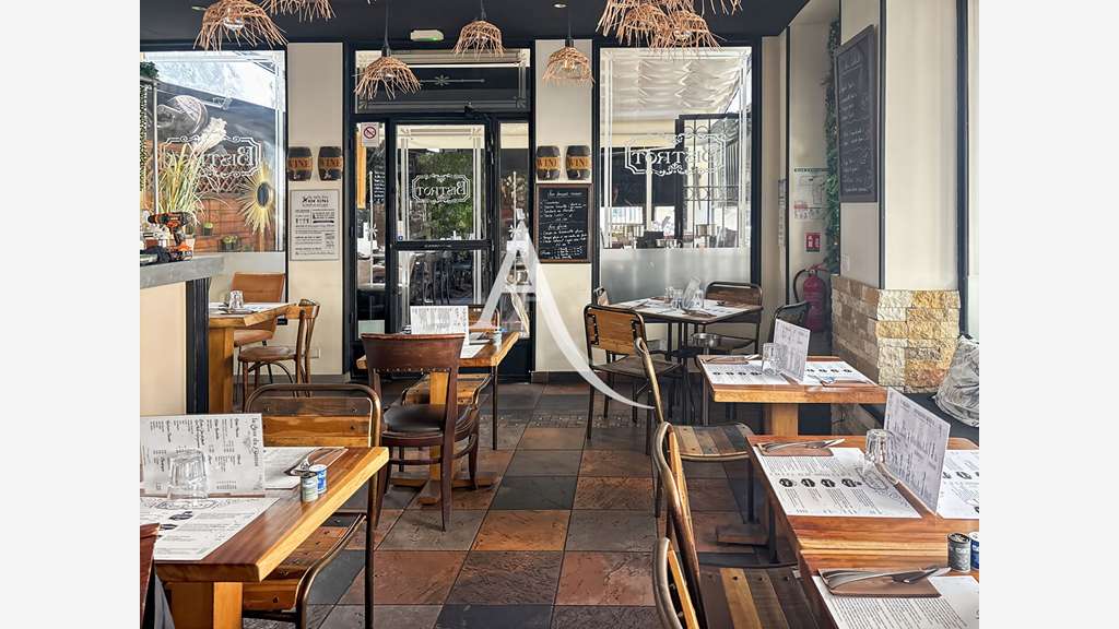 Vente restaurant lic IV à Antibes proche littoral