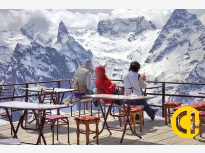 A vendre restaurant licence 4 montagne 74