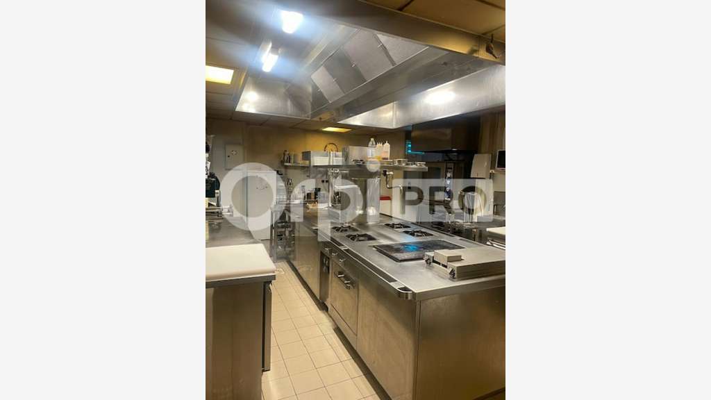 FDC restaurant avec Licence IV solide notoriété 91