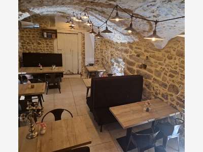 Vente restaurant tout en pierres rénové à Aubenas