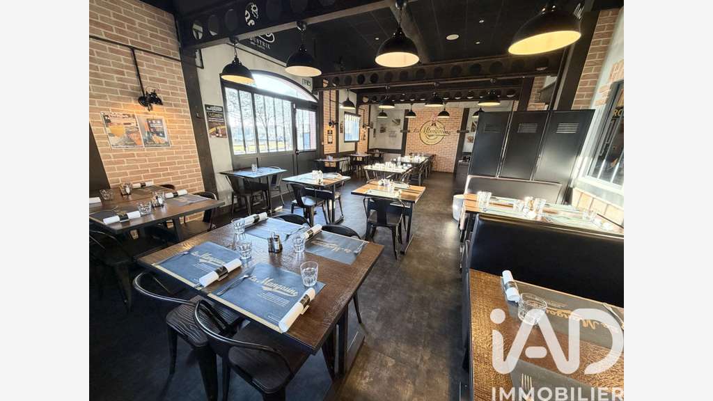 Vente restaurant en zone commerciale à Aurillac