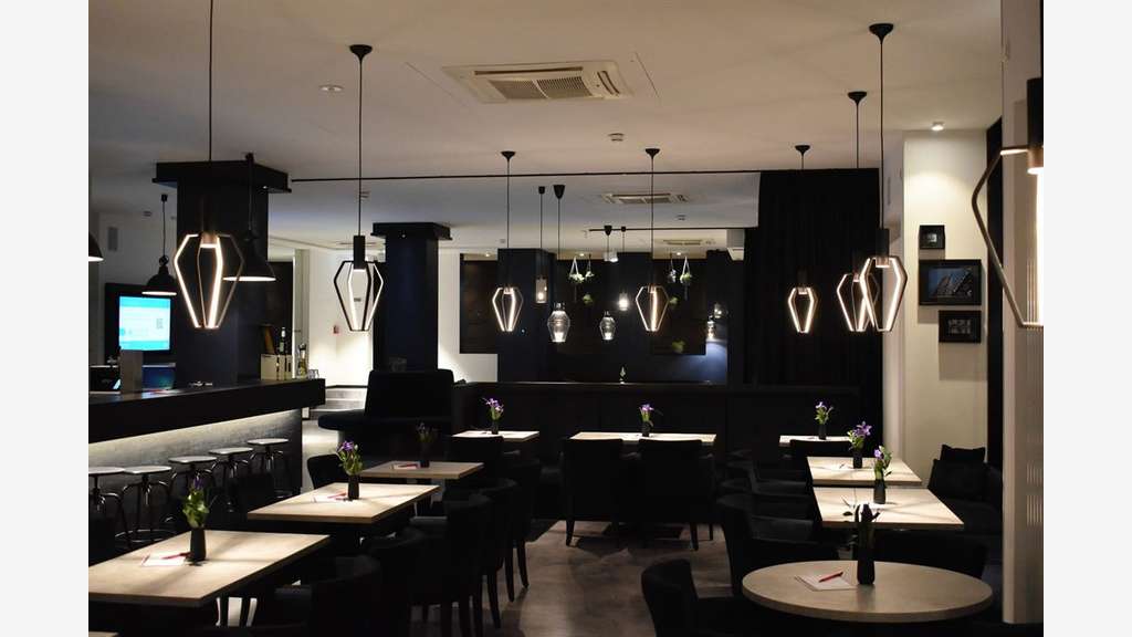 Restaurant à vendre dans un beau quartier