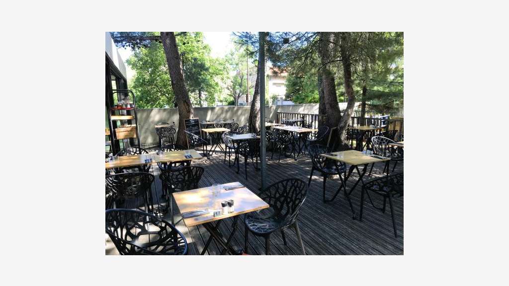 Vente restaurant du midi traiteur à Avignon