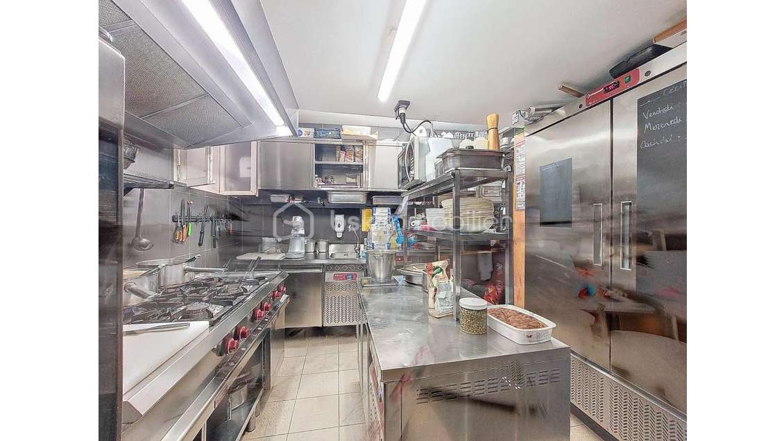 AV restaurant prêt à exploiter à Bandol prox port