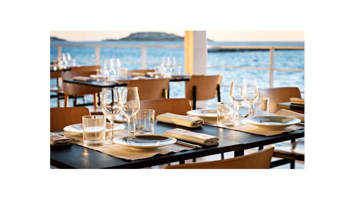 brasserie en bord de plage- logement fonction