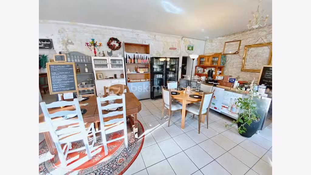 Cession FDC salon de thé 105m² à Beaucaire centre