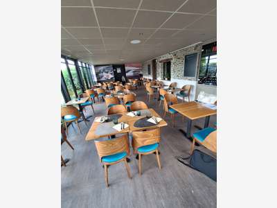 Cession  restaurant avec emplacement exceptionnel