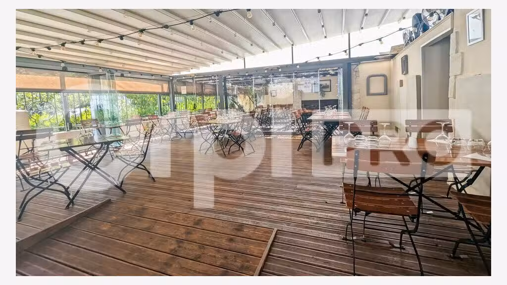 FDC RESTAURANT EMPLACEMENT N°1