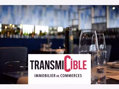 AV restaurant grande terrasse en centre Bordeaux