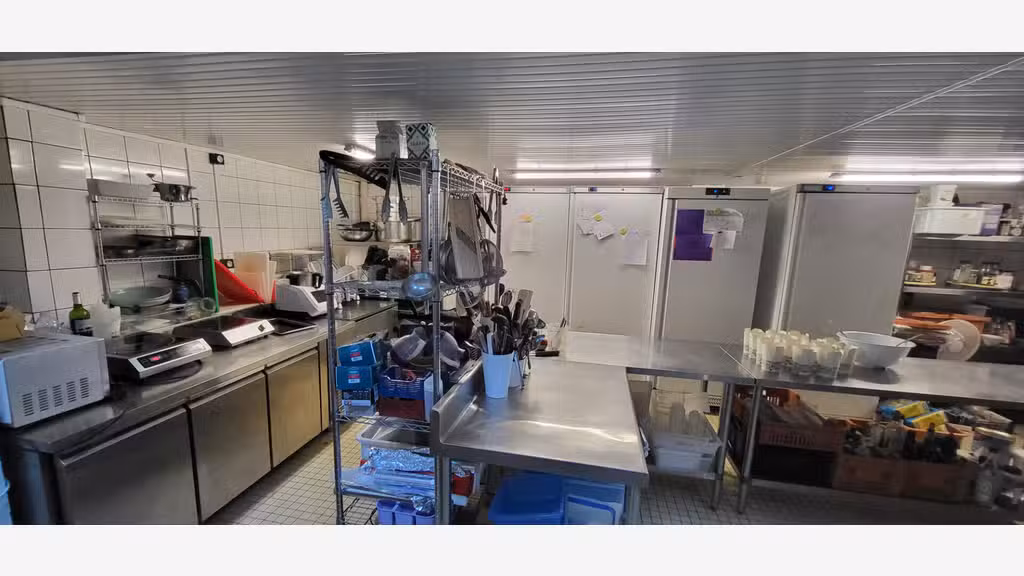 A vendre labo traiteur de 150m² à Bordeaux centre