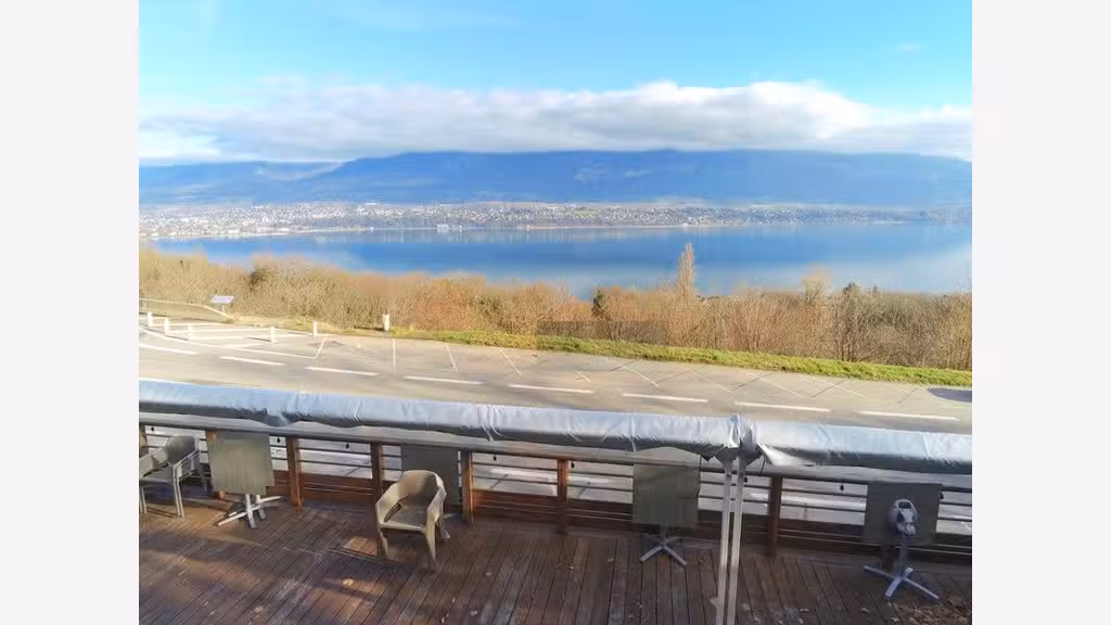 FDC avec murs vue panoramique exception à Bourdeau