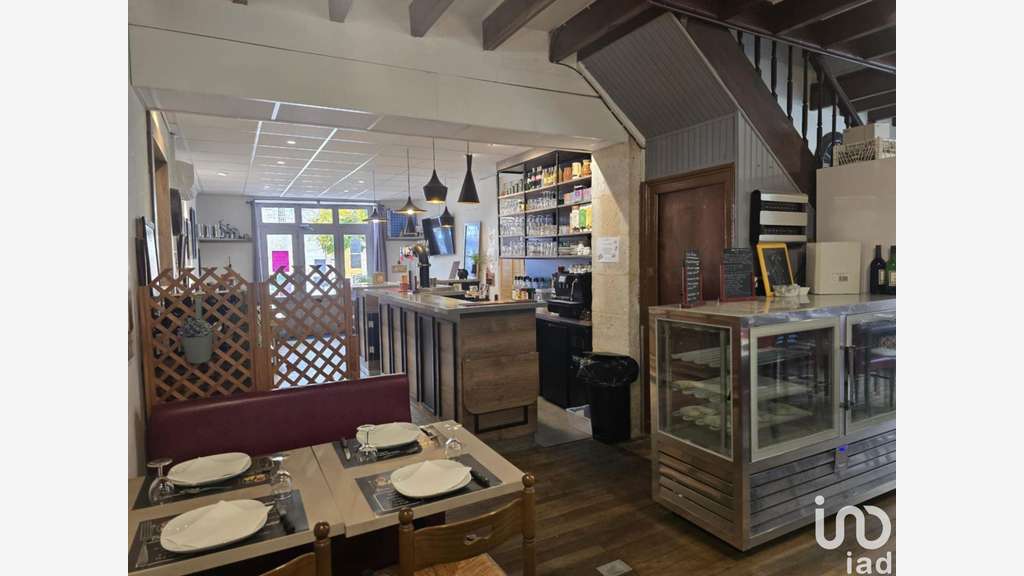 Restaurant à Bouresse