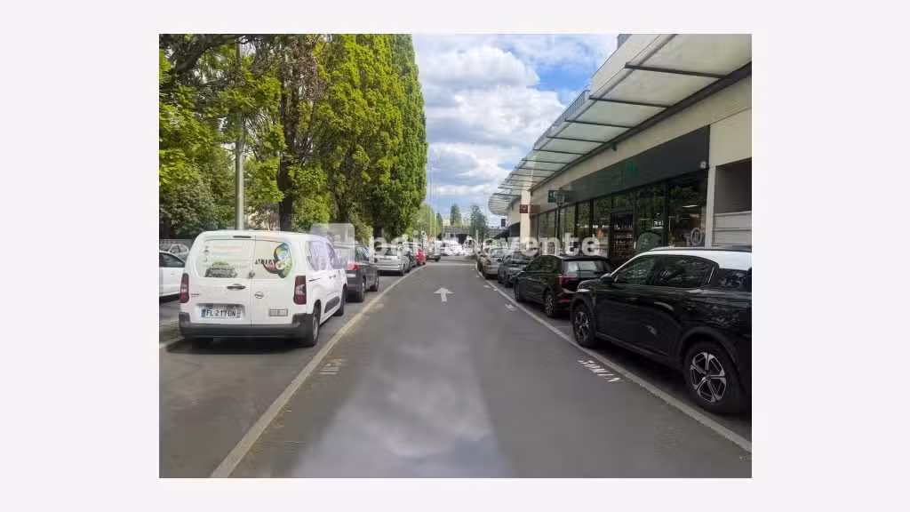 Fonds de commerce - 500.00 m² - Bry-sur-Marne