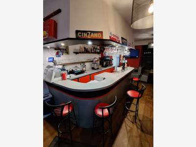 Vente bar restaurant traiteur avec logement à Caen