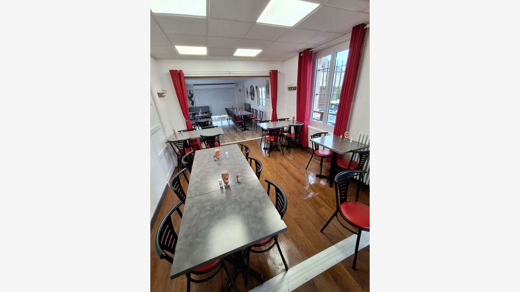 Vente bar restaurant traiteur avec logement à Caen