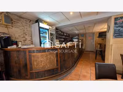 AV restaurant renommé centre ville piéton Cahors