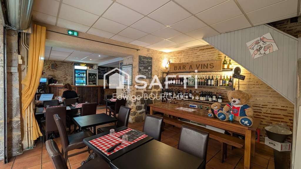 AV restaurant renommé centre ville piéton Cahors