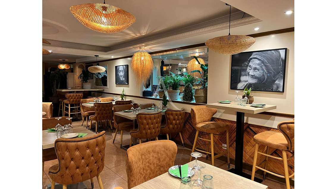 Vente restaurant terrasse très bien placé à Cannes